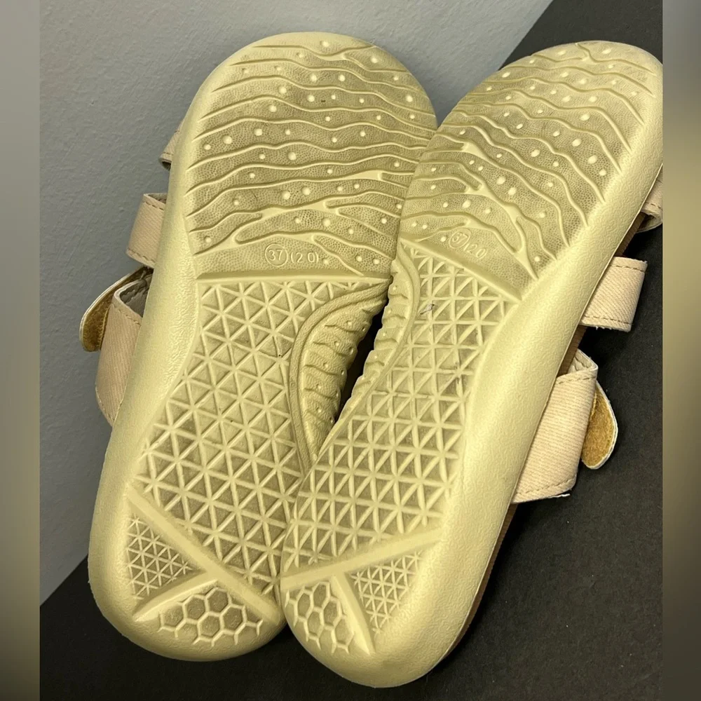 Kuailu- Womens Cream‎ Sandals- Size:37, Pre-Owned